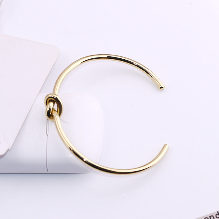 Knotted Knot C Opening 18K Plated Female Bracelet