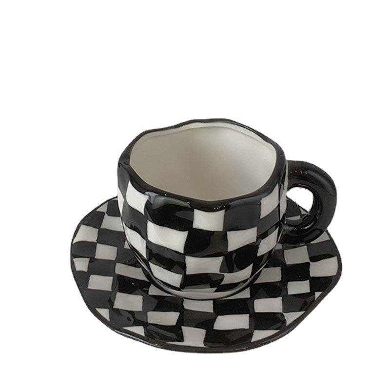 Retro Hand-painted Black And White Chessboard Grid Coffee Set Hand-pinching Irregular