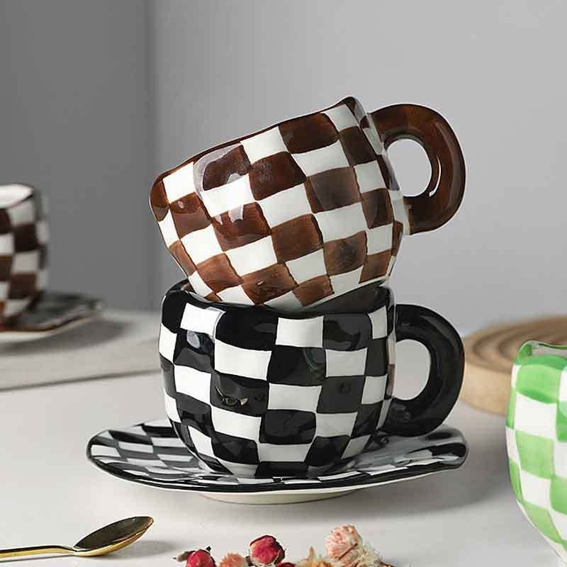 Retro Hand-painted Black And White Chessboard Grid Coffee Set Hand-pinching Irregular
