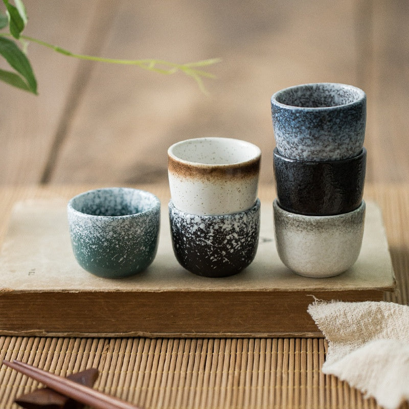 Ceramic sake cup tea mug