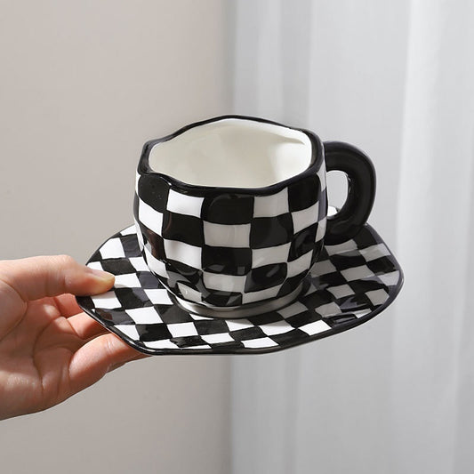 Retro Hand-painted Black And White Chessboard Grid Coffee Set Hand-pinching Irregular